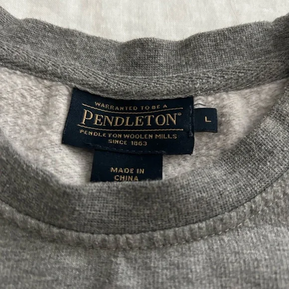 Pendleton pullover - Picture 2 of 3
